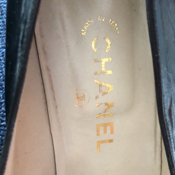 Chanel Shoes - Picture 2 of 8